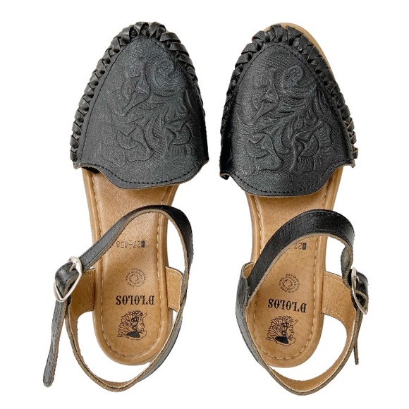 D’Lolos Mexican Black Tooled Leather Huarache Sandals Size 9 - Picture 2 of 12